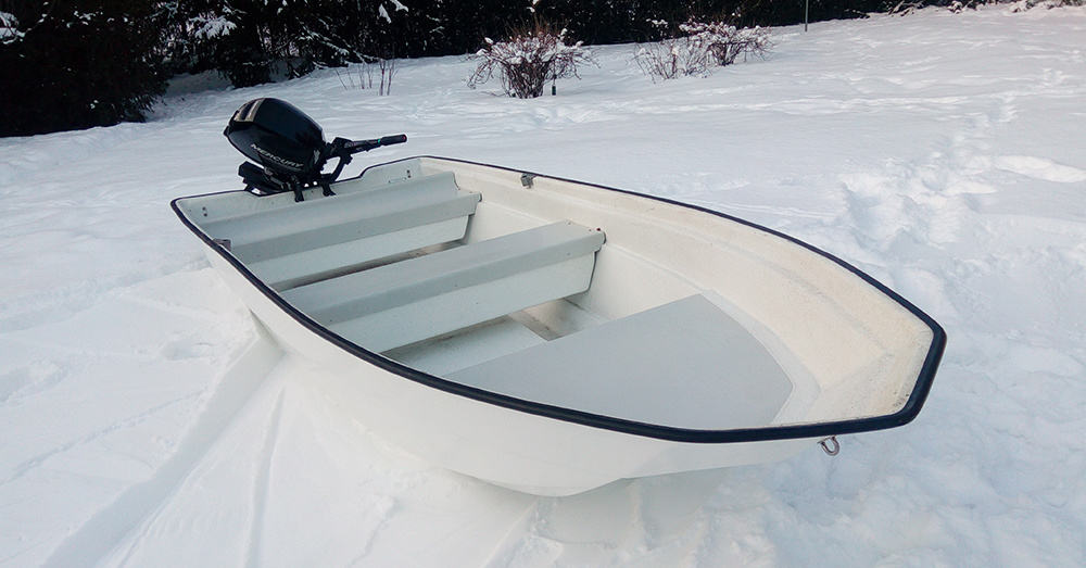 Almasboat in winter